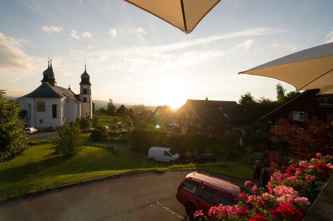 Gasthof Kreuz Bildstein Buitenkant foto